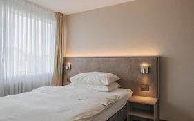 Amanthos Living Zuerich Airport